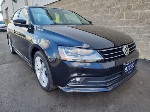 2017 Volkswagen Jetta 1.8T SEL
