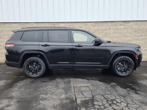 2024 Jeep Grand Cherokee L Laredo