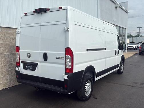 Bright White Clearcoat 2025 RAM ProMaster 2500 High Roof
