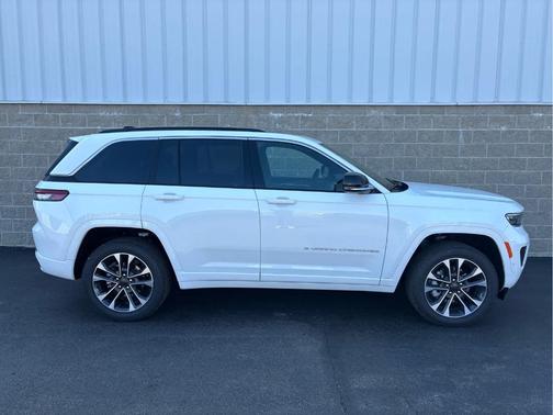 2025 Jeep Grand Cherokee Overland