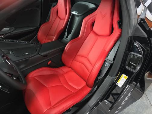 2023 Chevrolet Corvette Stingray w/1LT