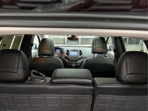 2021 Jeep Cherokee Trailhawk