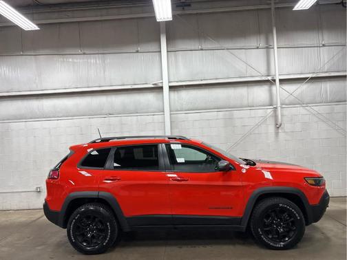 2021 Jeep Cherokee Trailhawk