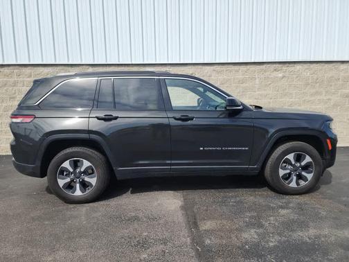 2023 Jeep Grand Cherokee 4xe Base