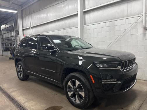 2023 Jeep Grand Cherokee 4xe Base