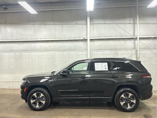 2023 Jeep Grand Cherokee 4xe Base