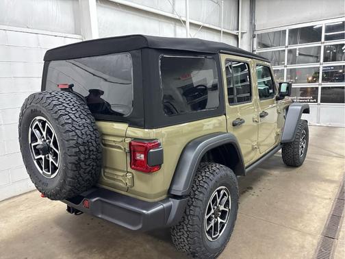 2025 Jeep Wrangler Rubicon