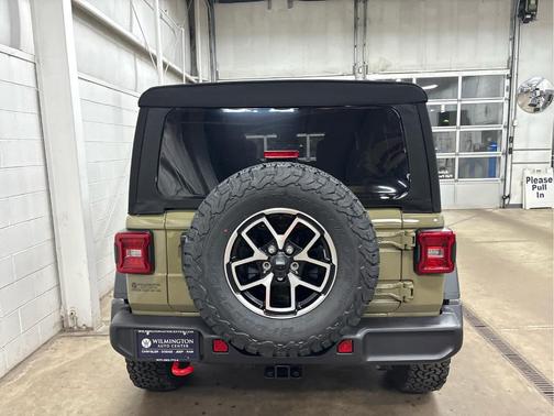 2025 Jeep Wrangler Rubicon