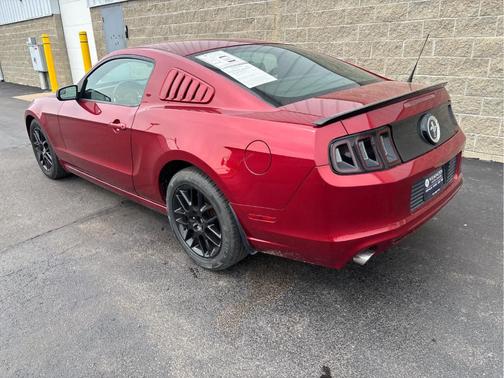 2014 Ford Mustang V6