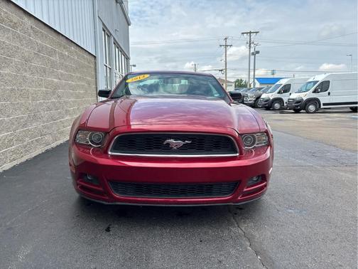 2014 Ford Mustang V6