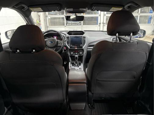 2018 Subaru Impreza 2.0i Sport