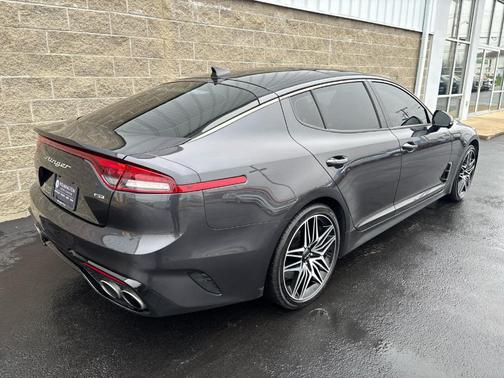 2023 Kia Stinger GT2