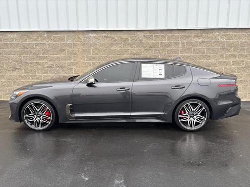 2023 Kia Stinger GT2
