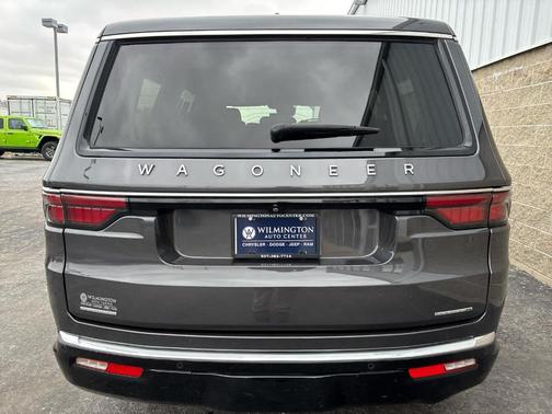 2022 Jeep Wagoneer Series II