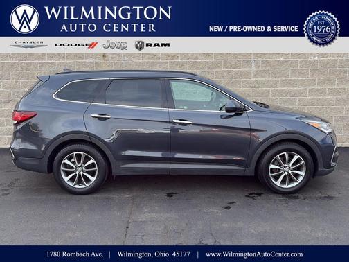 2017 Hyundai SANTA FE SE