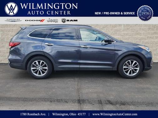 2017 Hyundai SANTA FE SE