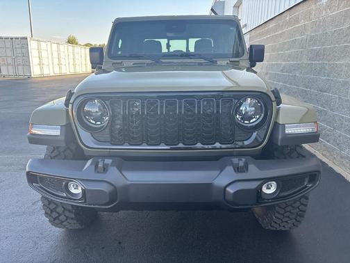 2025 Jeep Gladiator Sport