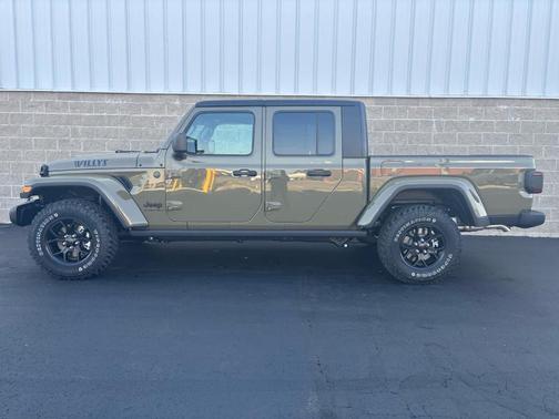 2025 Jeep Gladiator Sport