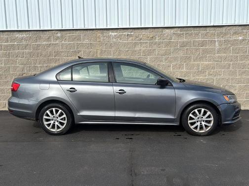 Platinum Gray Metallic 2015 Volkswagen Jetta 1.8T SE