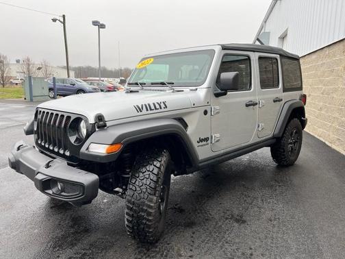 Photo 4 of 37 of 2022 Jeep Wrangler Unlimited Sport