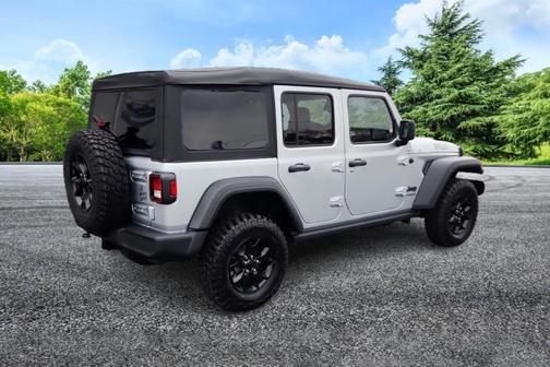 Photo 5 of 39 of 2022 Jeep Wrangler Unlimited Sport