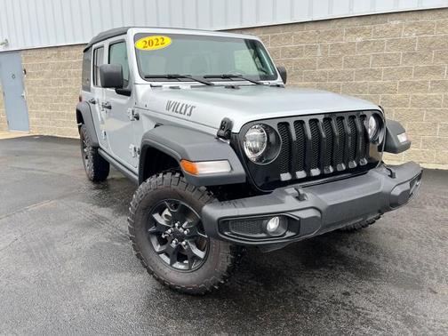 Photo 2 of 37 of 2022 Jeep Wrangler Unlimited Sport