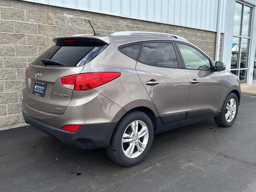 Chai Bronze 2013 Hyundai TUCSON GLS