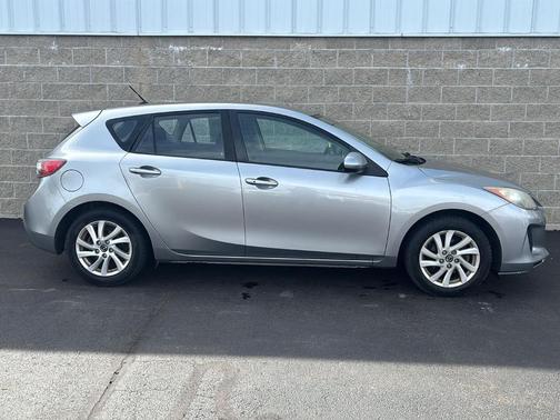 2013 Mazda Mazda3 i Touring