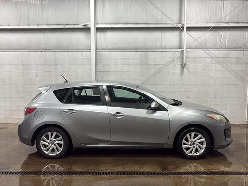 2013 Mazda Mazda3 i Touring
