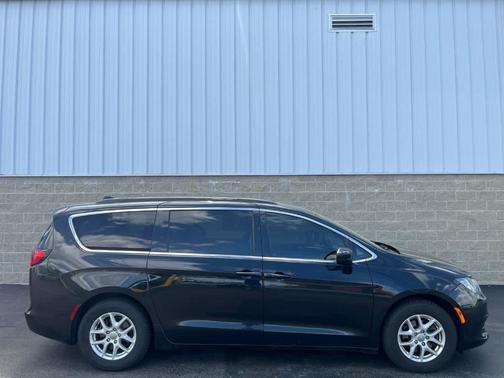 2018 Chrysler Pacifica Touring