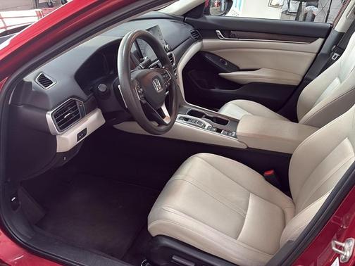 Radiant Red Metallic 2019 Honda Accord Hybrid EX