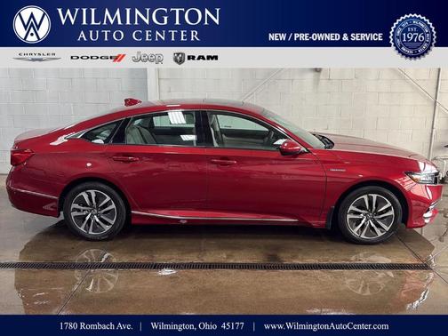 Radiant Red Metallic 2019 Honda Accord Hybrid EX