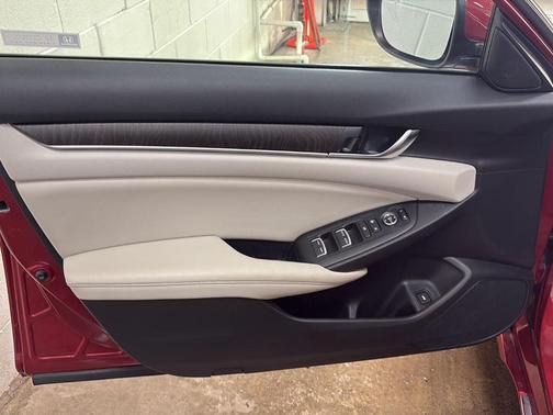 Radiant Red Metallic 2019 Honda Accord Hybrid EX