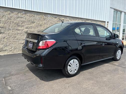 2024 Mitsubishi Mirage G4 ES