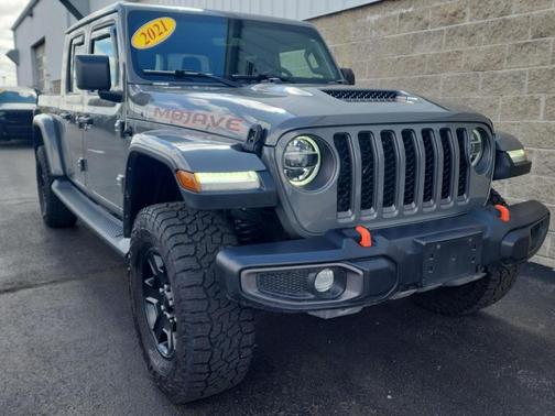Sting Gray Clearcoat 2021 Jeep Gladiator Mojave