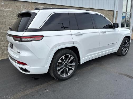 2023 Jeep Grand Cherokee Overland