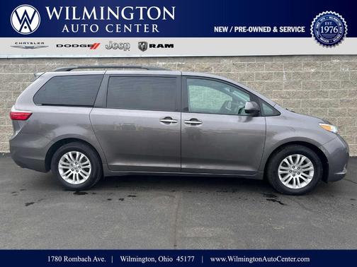 2015 Toyota Sienna XLE
