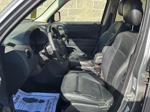 Billet Silver Metallic Clearcoat 2015 Jeep Patriot High Altitude