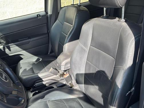 Billet Silver Metallic Clearcoat 2015 Jeep Patriot High Altitude