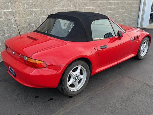 Red 1999 BMW Z3 2.3 Roadster