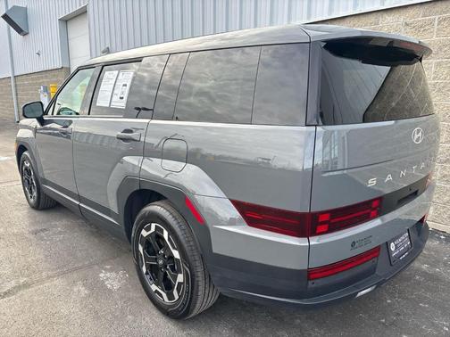 2025 Hyundai SANTA FE SE