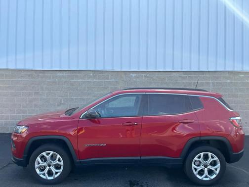 2025 Jeep Compass Latitude
