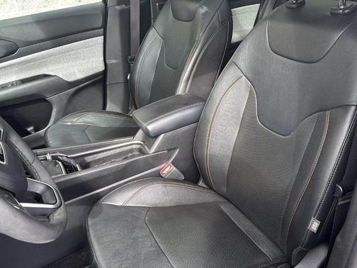 Diamond Black 2023 Jeep Compass Latitude Lux