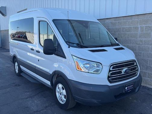 2018 Ford Transit-150 XLT