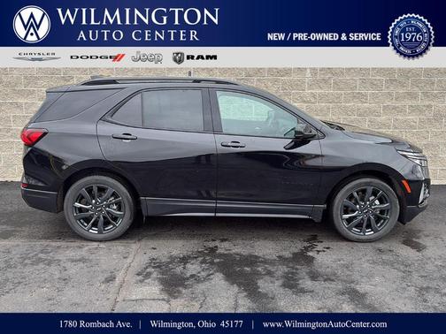 Mosaic Black Metallic 2022 Chevrolet Equinox RS