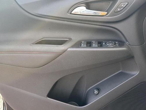 Mosaic Black Metallic 2022 Chevrolet Equinox RS