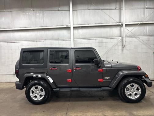 2014 Jeep Wrangler Unlimited Sahara