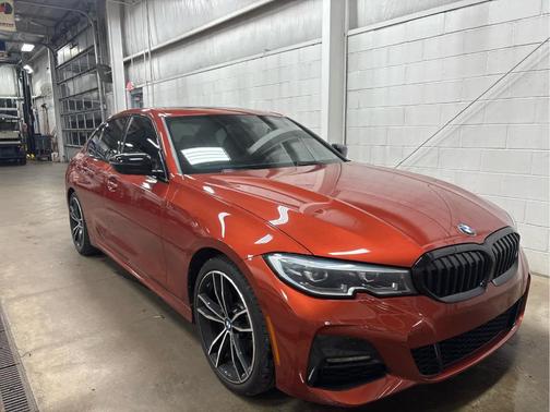 2021 BMW 330 i xDrive