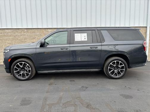 2022 Chevrolet Suburban RST