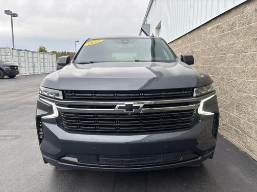 2022 Chevrolet Suburban RST